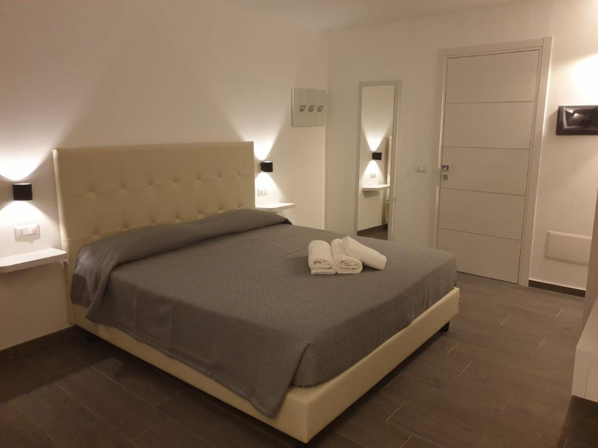 אולביה Cavour Rooms מראה חיצוני תמונה